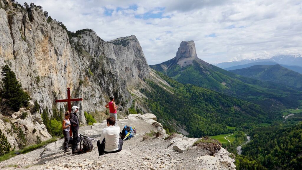 Tour du Mont Aiguille : le pas de l'Aiguille