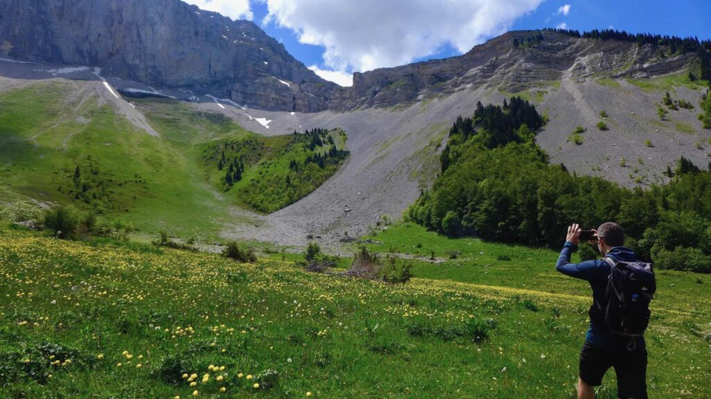 Le printemps dans l'alpage de Mougious du Vallon de La Jarjatte